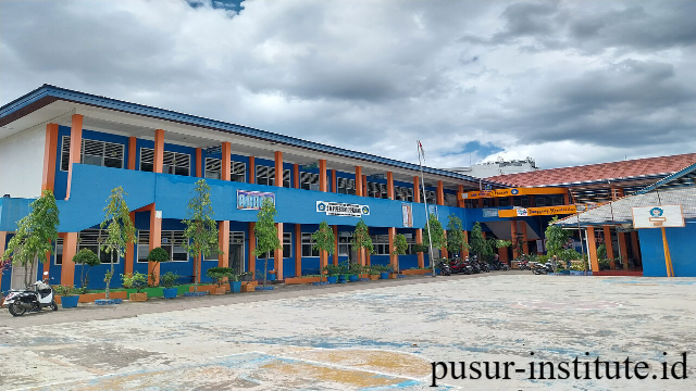 Menapaki Jejak Pendidikan Berkualitas di SMP Pertiwi 2 Padang